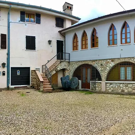 Mulino アパート ガルダ